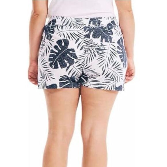 Nautica Women's Palm Print Pull On Shorts 2XL Multicolor - Picture 1 of 8